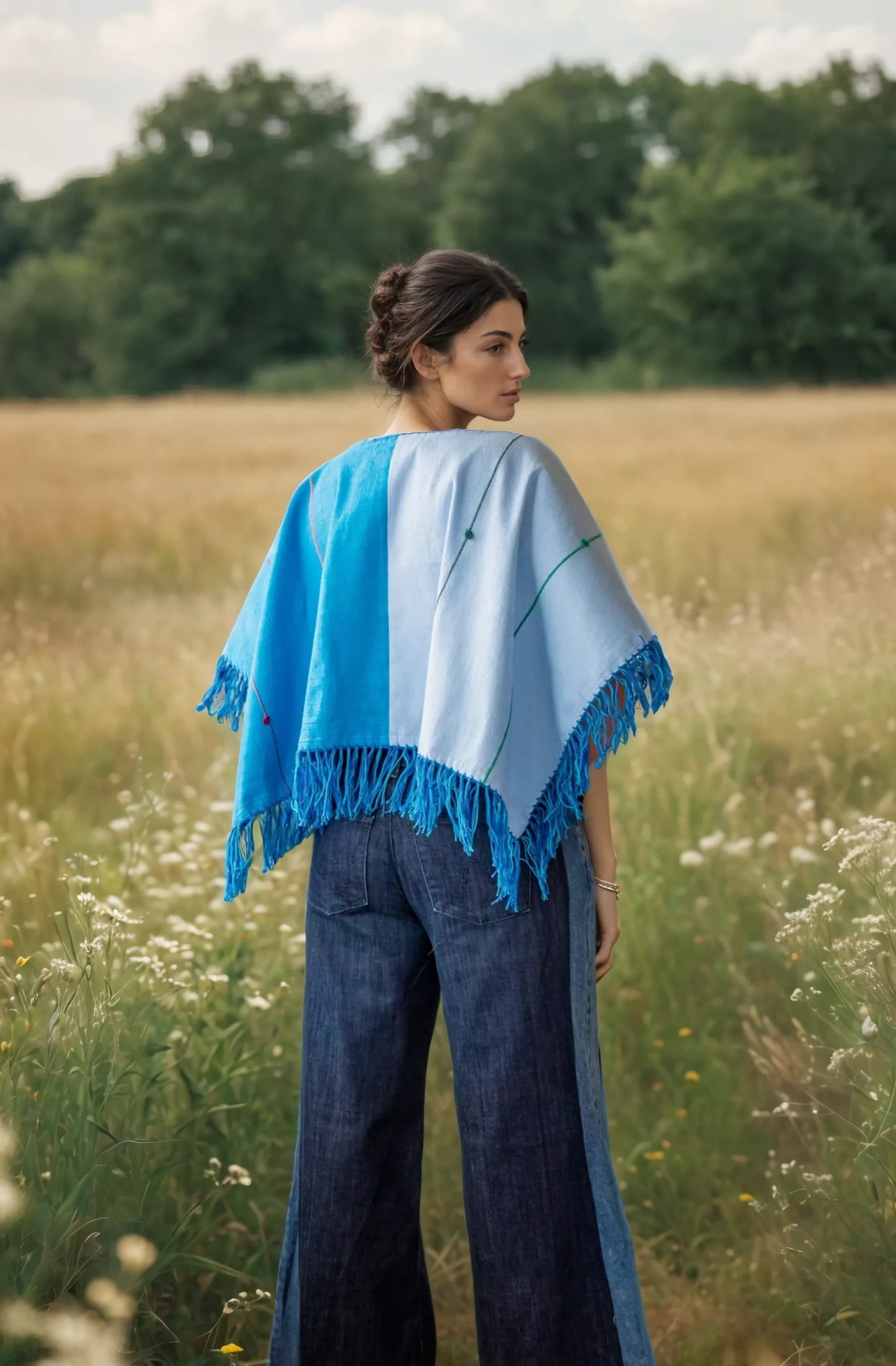capa de diseño mexicano original con textil artesanal