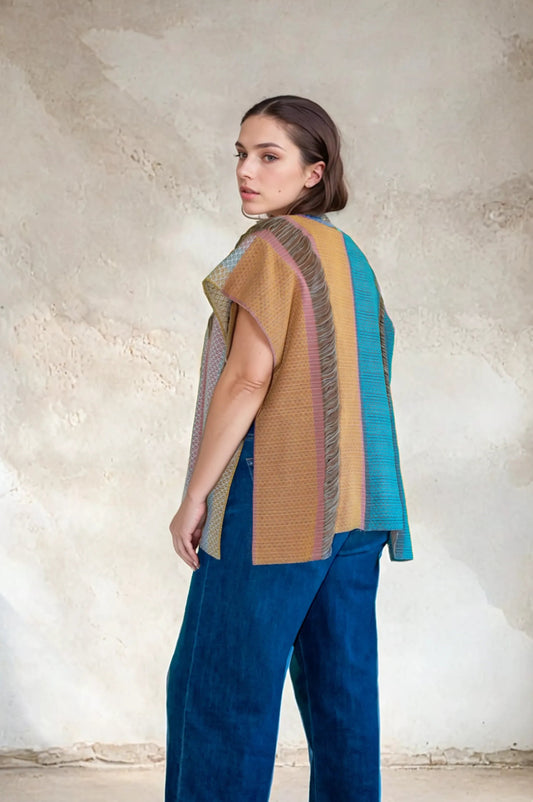 Chaleco Raíces corto, artesanal (pieza única) - Nativa de Corazón