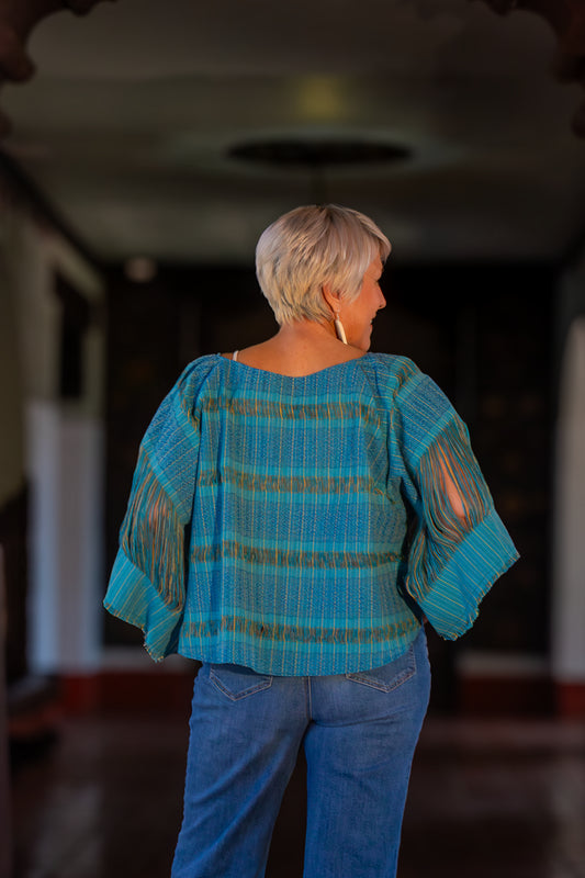 Blusa 100% artesanal,. cpon diseño textil exclusivo, tejido en telar de pedal tradicional. Moda mexicana contemporánea. Pieza única.