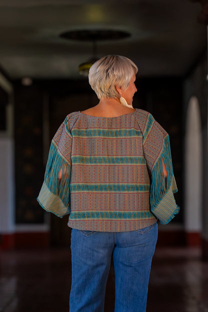 Blusa 100% artesanal,. cpon diseño textil exclusivo, tejido en telar de pedal tradicional. Moda mexicana contemporánea. Pieza única.