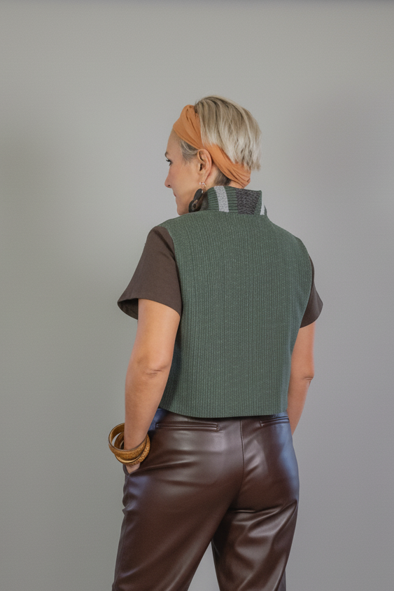 Chaleco Estelar corto, moda artesanal (pieza única)