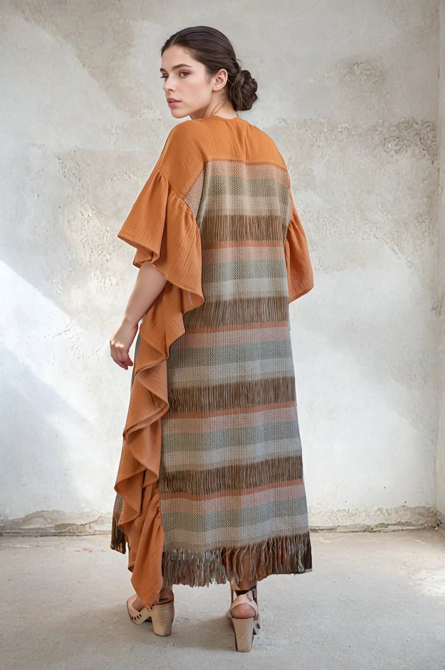 Kaftán Raíces, artesanal (pieza única)