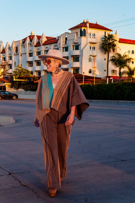 Capa Criollo, moda artesanal (pieza única)