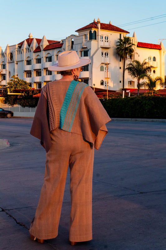 Capa Criollo, moda artesanal (pieza única)