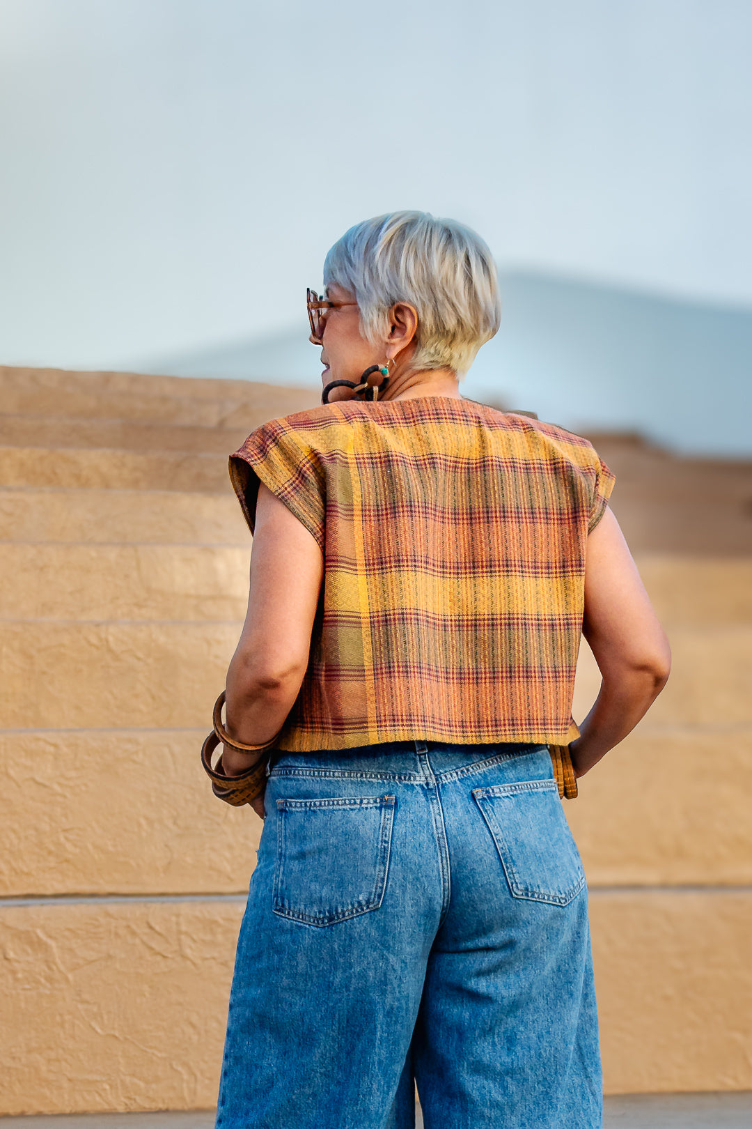 Chaleco Ladrillo, moda artesanal (pieza única) - Nativa de Corazón