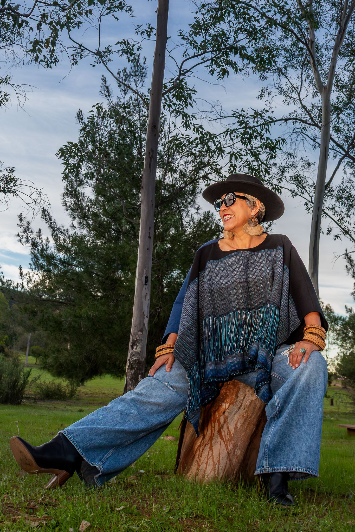 Poncho Estelar, moda artesanal (piezas únicas) - Nativa de Corazón