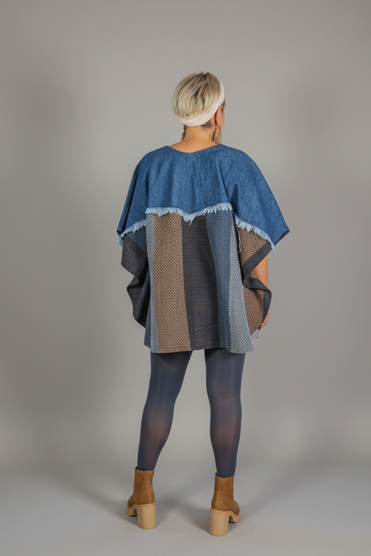Poncho Firmamento, moda artesanal que fusiona el dead stock. Pieza única - Nativa de Corazón